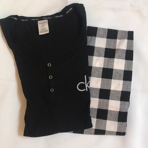 Calvin Klein Women's 2-Piece Fleece Pajama Set Black Buffalo Check Size Small